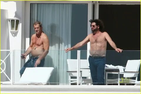 Mel Gibson: Shirtless in Cannes!: Photo 2544886 Mel Gibson, 