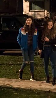 Edge of seventeen outfits Hailee steinfeld style, Movie fash