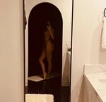 Jessie J Shares Nude Photo Of Herself In Bathroom To Welcome