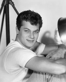 Tony Curtis Dead at Age 85 Who2