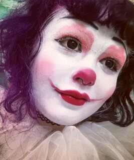 caitie the creepy clown 🎈 🍿 🔪 в Твиттере: "small but knowing