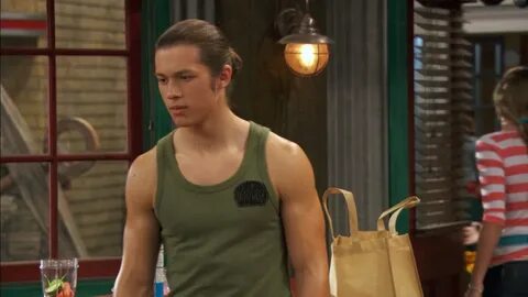 Picture of Leo Howard in Kickin' It - leo-howard-1452154429.