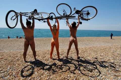 Triathlon naked