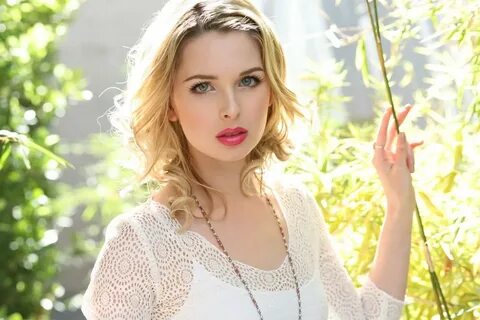 Picture of Kirsten Prout