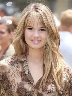 Hot Celebrity Wallpapers: Debby Ryan Hot Sexy Beautiful Pictures.