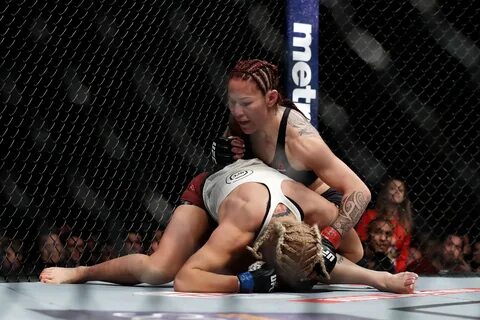 Ex-UFC champ Cris Cyborg joins Bellator in 'largest deal in 