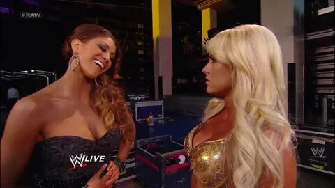 Backstage Fallout - Kelly Kelly confronts Eve - Raw - Februa