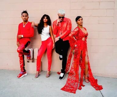 378.7 mil curtidas, 3,336 comentários - @djsnake no Instagra