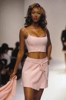 THEN: Tyra Banks #beautifulswimsuitmodelspictures 90s runway