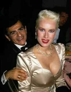 Who is Jean Kasem dating? Jean Kasem boyfriend, husband