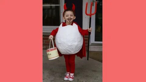 31 days of Halloween costumes: Deviled egg