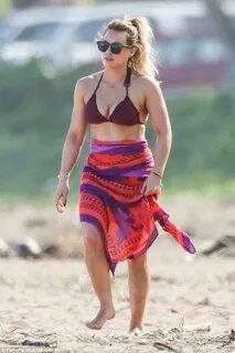 Hilary Duff hits the beach in Hawaii with adorable son Luca,