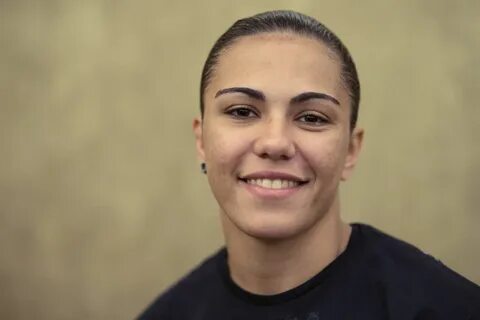 Jessica Andrade not bothered by leaked nude photos; paid off