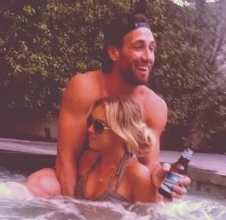 NHL : Paulina Gretzky batifole avec un joueur des LA Kings P