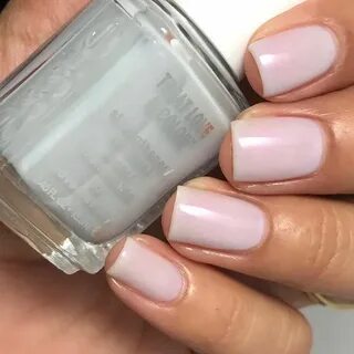 laven-dearly-color and care-treat love and color essie Nail 