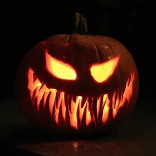 Jack O'Lantern Halloween pumpkin designs, Evil pumpkin, Scar