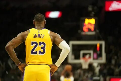 Lakers Podcast: Don’t take greatness LeBron puts on display 