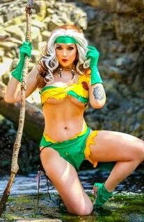 Cosplay Showcase: Nicole Marie Jean's Savage Rogue