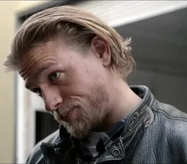 Charlie Hunnam...SOA Charlie hunnam, Jax teller haircut, Jax