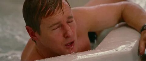 Hall Pass Hot Tub Scene - Regeneration Images, Pictures, Pho
