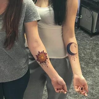sun & moon best friend tattoo Diseños de tatuaje para pareja