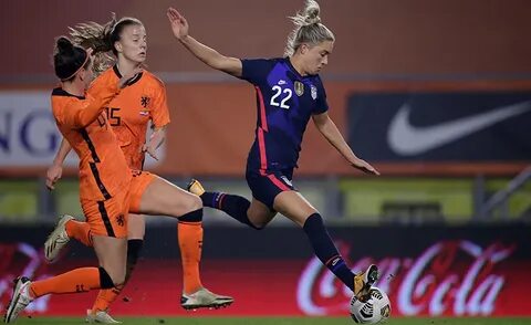 Kristie Mewis / US Womens soccer player Kristie Mewis : lady