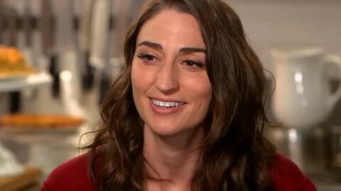 Sara Bareilles' Height, Weight, Shoe Size and Body Measureme
