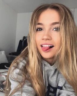 Hypersexualized Girls: Holly Pedlar - Fuckable hypersexualized Chav - Chavs
