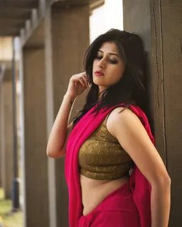 Charming Indian Girls in Saree- Stunning Photo Gallery!