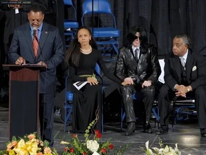 2006 / Funeral of James Brown - Michael Jackson Photo (74109