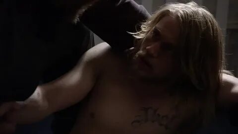 ausCAPS: Charlie Hunnam shirtless in Sons Of Anarchy 3-01 "S