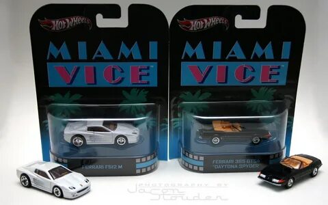 Hot Wheels Retro Entertainment Series - Miami Vice Ferrari. 