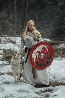 Feminine Europa on Twitter Viking cosplay, Viking art, Vikin