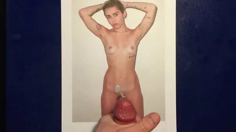Miley Cyrus Naked Masturbating - Porn Photos Sex Videos
