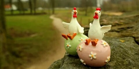 Ceramic figures of chickens on eggs free image download