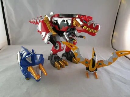 Retro Review: Thundersaurus Megazord (Power Rangers Dino Thu