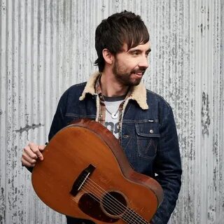 Mo Pitney - YouTube