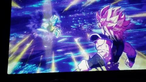 GOGETA VS BROLY)OFFICIAL WIKI CONCEPT COMPETITION Fandom