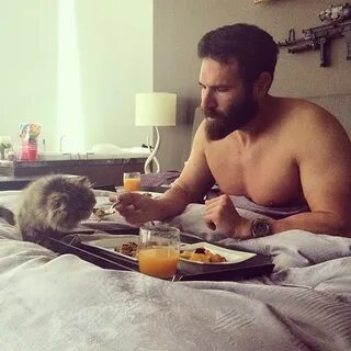 dan bilzerian #965208 - uludağ sözlük galeri