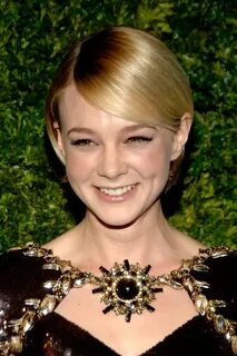 Carey Mulligan's Sleek Short Straight Cut - Celebrity Hair -