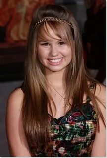 SulfiaNisty: Foto-Foto Debby Ryan