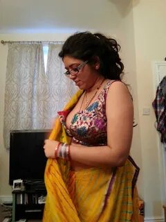 Desi indian aunty