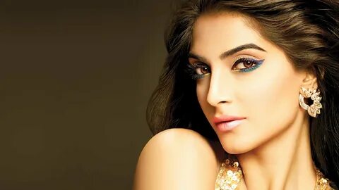 Sonam Kapoor Lips Related Keywords & Suggestions - Sonam Kap