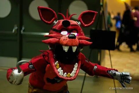 Foxy the Pirate Cosplay Pirate cosplay, Fnaf cosplay, Epic c