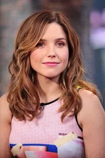 Sophia Bush - VH1s Big Morning Buzz Live in New York * Celeb