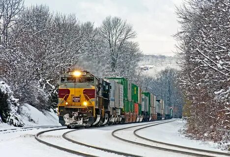 Lackawanna on the Lehigh The Lackawanna heritage unit lead. 