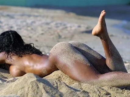 Красивые девушки на нудистском пляже (72 фото) - Порно фото 