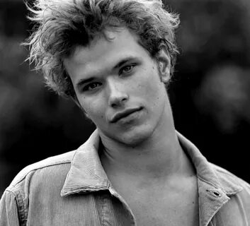 Pictures : Celebrities Who Were Abercrombie and Fitch Models