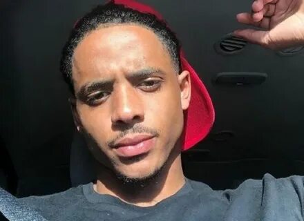 Cordell Broadus - Bio, Age, Facts, Family Life of Snoop Dogg