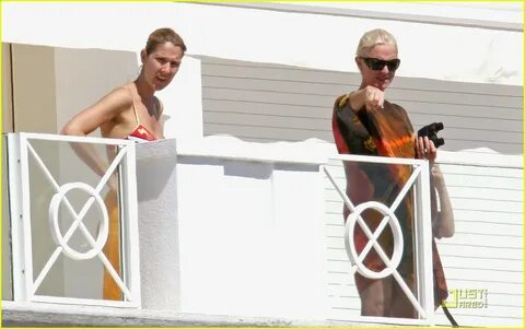 Celine Dion Gets New Nautical Bikini: Photo 1260451 Pictures